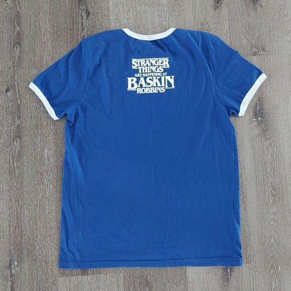 Scoops Ahoy Stranger Things Baskin Robbins Shirt M - Picture 4 of 7
